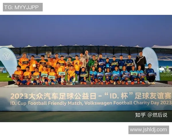 掌握足球彩虹技巧助你在球场上如鱼得水展现个人风采